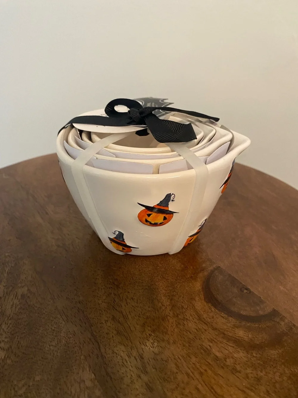 New Rae Dunn Halloween Pumpkin Measuring Cups set of 4